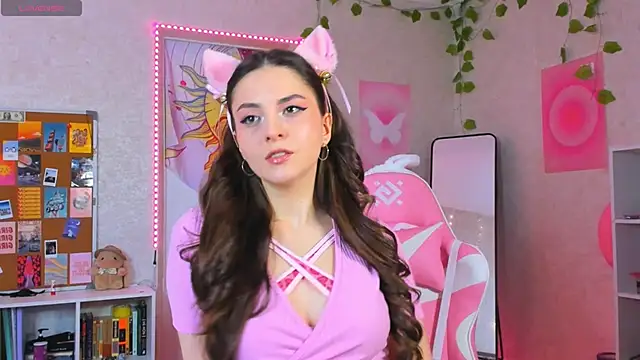 Snapshot of lunariaxoxo chatting on 11/13/25, 09:36 lunariaxoxo online show from 11/13/25, 09:36