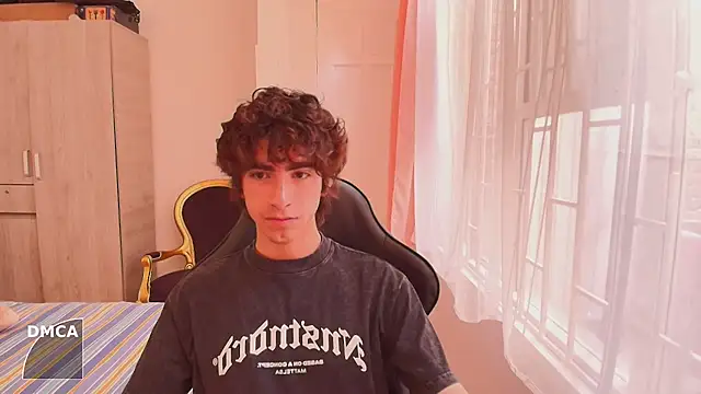 Nude Boy18 online show from 10/01/25, 08:26