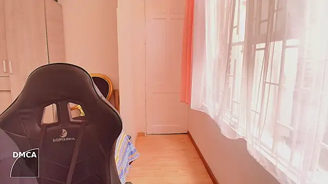 Nude Boy18 online show from 10/05/25, 08:29