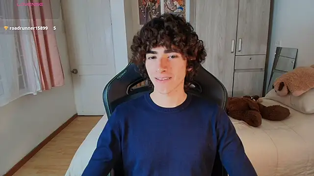 Nude Boy18 online show from 12/18/25, 09:21