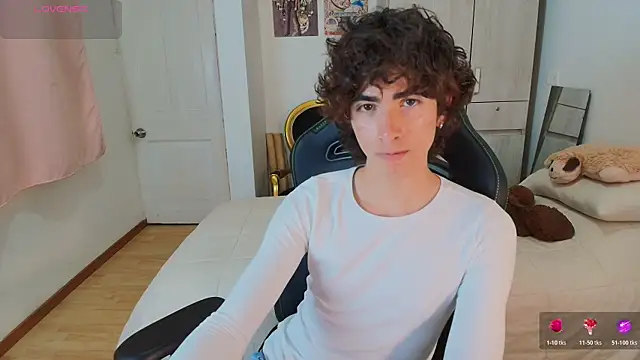 Nude Boy18 online show from 12/20/25, 04:19