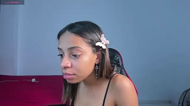 yumi hanna online show from 04/03/26, 03:26