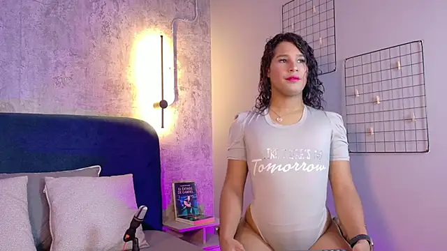 Snapshot of isabellaho1317 chatting on 10/19/25, 07:58 isabellaho1317 online show from 10/19/25, 07:58