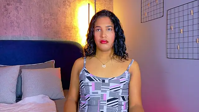 Snapshot of isabellaho1317 chatting on 10/25/25, 08:25 isabellaho1317 online show from 10/25/25, 08:25