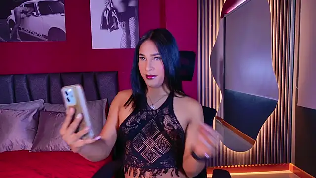 Snapshot of isabellaho1317 chatting on 11/15/25, 02:46 isabellaho1317 online show from 11/15/25, 02:46