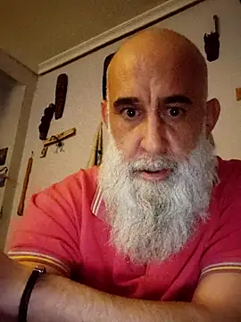 Snapshot of barbaszztop chatting on 12/20/25, 06:53 barbaszztop online show from 12/20/25, 06:53