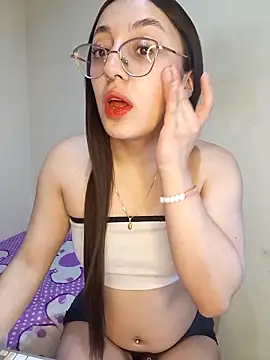 StefaniaFoxx  online show from 04/13/26, 06:41