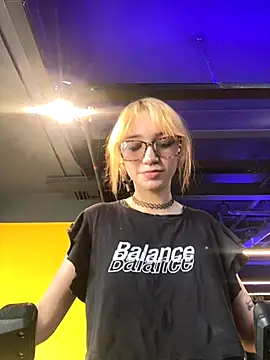 Snapshot of TheLevel69s chatting on 09/19/25, 10:10 TheLevel69s online show from 09/19/25, 10:10