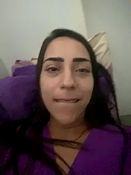 lucioliveira online show from 11/25/25, 07:36