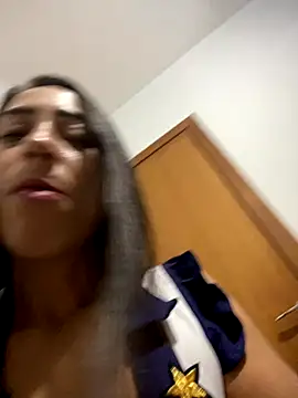 lucioliveira online show from 11/29/25, 02:20