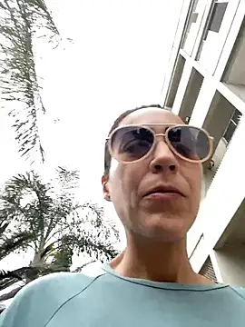 lucioliveira online show from 05/14/26, 12:45
