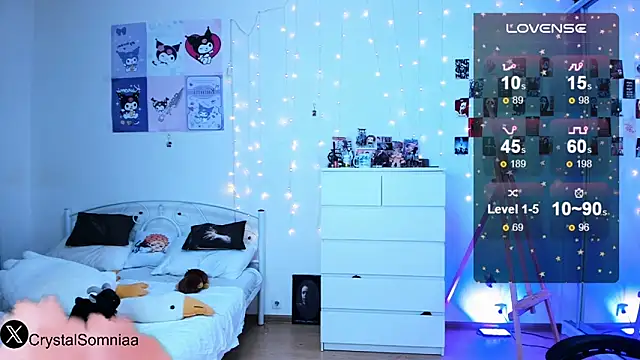 Snapshot of Crystal_somnia chatting on 11/15/25, 11:10 Crystal somnia online show from 11/15/25, 11:10