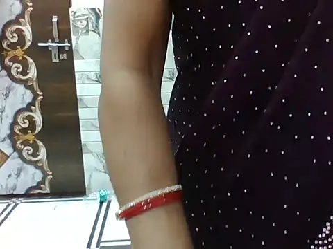 Snapshot of VNDANA_ chatting on 09/30/25, 06:18 VNDANA  online show from 09/30/25, 06:18