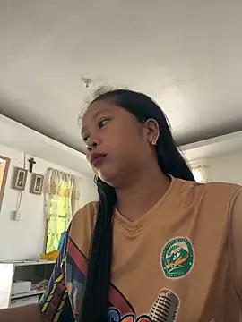 Pilipinalyn23 online show from 09/18/25, 12:34