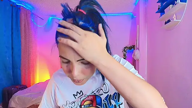 MiSofialeal online show from 02/20/26, 06:08