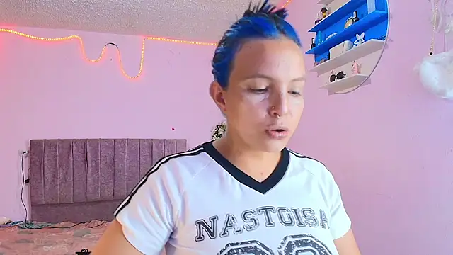 MiSofialeal online show from 02/26/26, 06:29