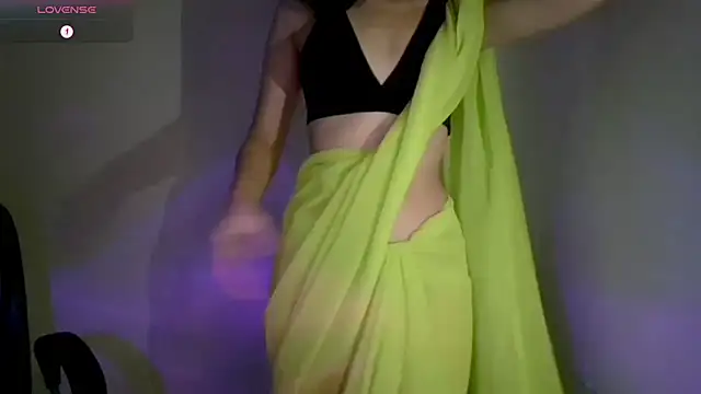 Snapshot of RIYA-29 chatting on 09/19/25, 03:13 RIYA-29 online show from 09/19/25, 03:13