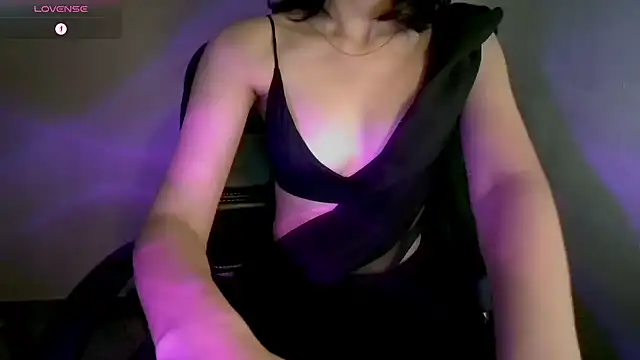 Snapshot of RIYA-29 chatting on 10/08/25, 05:43 RIYA-29 online show from 10/08/25, 05:43