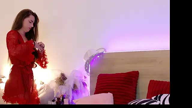 Sienna Voss online show from 11/13/25, 10:19