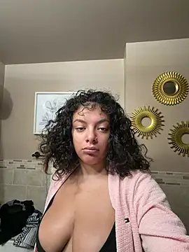 allybluee777 online show from 04/07/26, 11:32