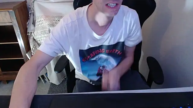 Snapshot of sakiramissy chatting on 11/15/25, 09:00 sakiramissy online show from 11/15/25, 09:00