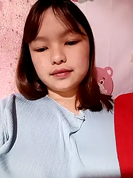 XoiXoi232 online show from 11/25/25, 01:05