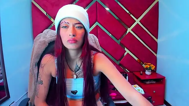 Snapshot of Kataleya_Luck chatting on 12/18/25, 04:29 Kataleya Luck online show from 12/18/25, 04:29