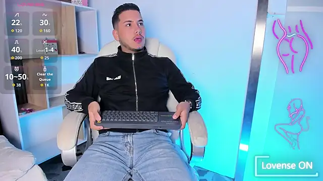 Axel grey  online show from 09/09/25, 12:26