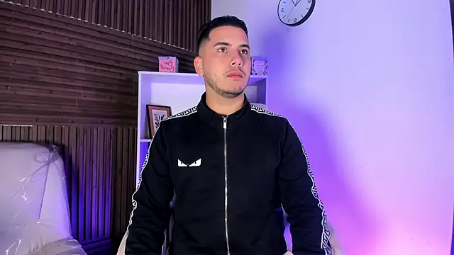 Axel grey  online show from 11/26/25, 12:17