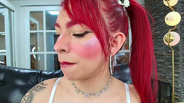 miss   abigail online show from 12/02/25, 02:17