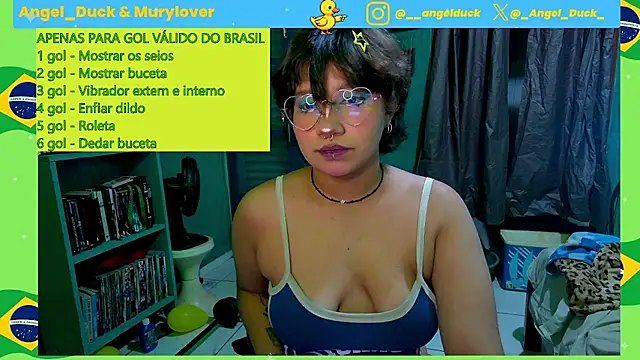 Snapshot of Angel_Duck chatting on 06/24/26, 09:47 Angel Duck online show from 06/24/26, 09:47