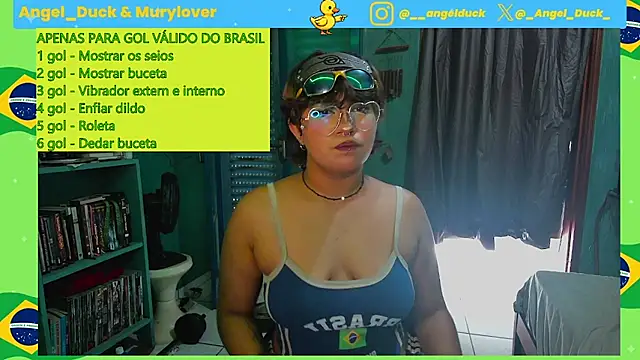 Snapshot of Angel_Duck chatting on 06/29/26, 04:51 Angel Duck online show from 06/29/26, 04:51