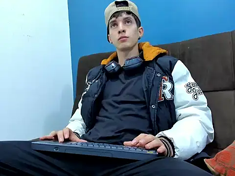 Jheampiiero online show from 02/02/26, 08:51