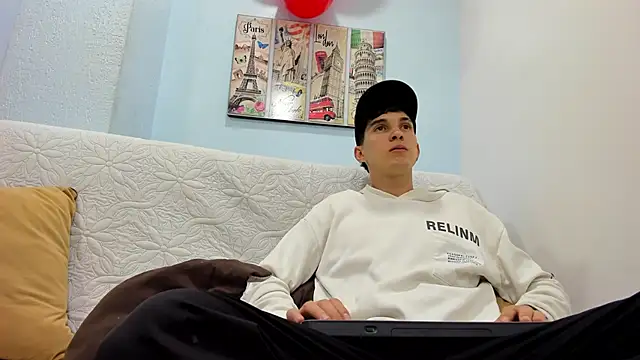 Jheampiiero online show from 02/18/26, 09:11