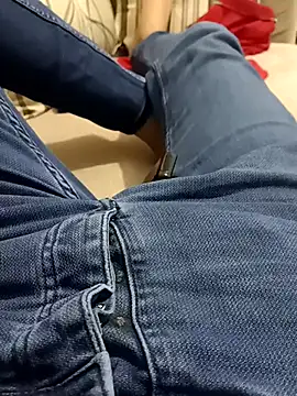 Snapshot of OGUZOZAN chatting on 09/10/25, 06:41 OGUZOZAN online show from 09/10/25, 06:41