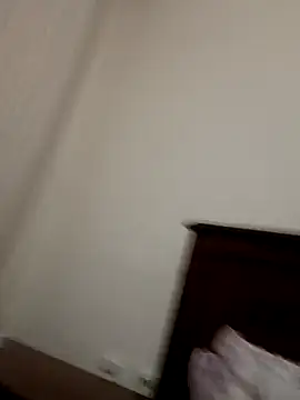 Snapshot of OGUZOZAN chatting on 09/13/25, 07:24 OGUZOZAN online show from 09/13/25, 07:24