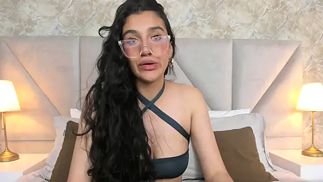 ValentiinaCruz online show from 10/14/25, 10:32