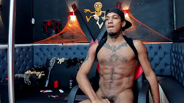 Snapshot of DIEGO_WICKED chatting on 10/19/25, 12:17 DIEGO WICKED online show from 10/19/25, 12:17