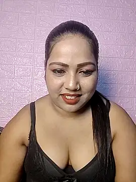 hornypriya696 online show from 10/18/25, 06:08