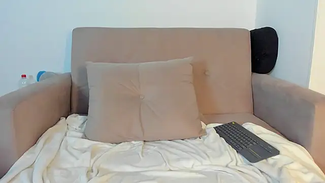 marie pourtoii online show from 06/11/26, 12:32