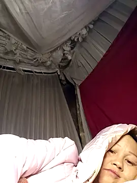 MaiHoa69 online show from 11/17/25, 07:52