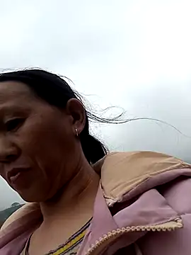 MaiHoa69 online show from 12/05/25, 02:42