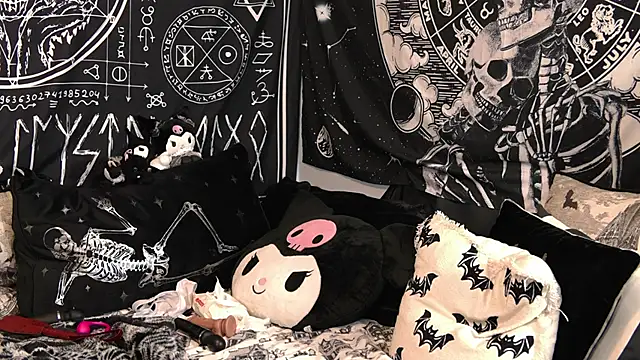 Paige Turner online show from 03/21/26, 08:34