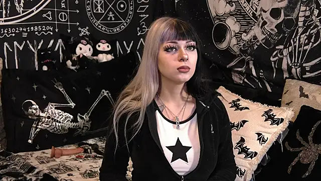 Paige Turner online show from 03/25/26, 12:27