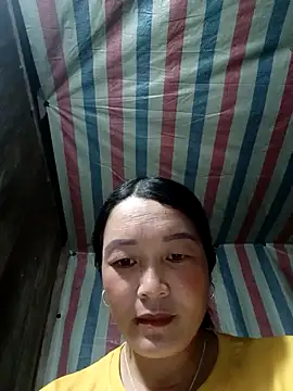 Snapshot of Bliss_rose chatting on 09/10/25, 03:06 Bliss rose online show from 09/10/25, 03:06