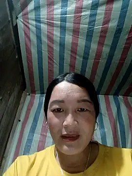 Snapshot of Bliss_rose chatting on 10/02/25, 07:04 Bliss rose online show from 10/02/25, 07:04