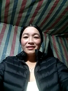 Bliss rose online show from 11/13/25, 09:41