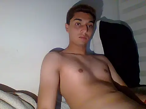 Snapshot of Linkimoli chatting on 10/09/25, 04:10 Linkimoli online show from 10/09/25, 04:10