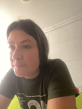 Snapshot of Abby-LS chatting on 12/19/25, 02:24 Abby-LS online show from 12/19/25, 02:24