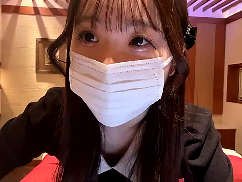 Snapshot of nano-da-u chatting on 10/11/25, 01:53 nano-da-u online show from 10/11/25, 01:53
